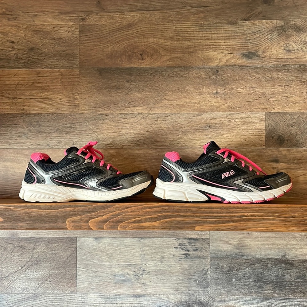 Fila black/ pink sneakers
